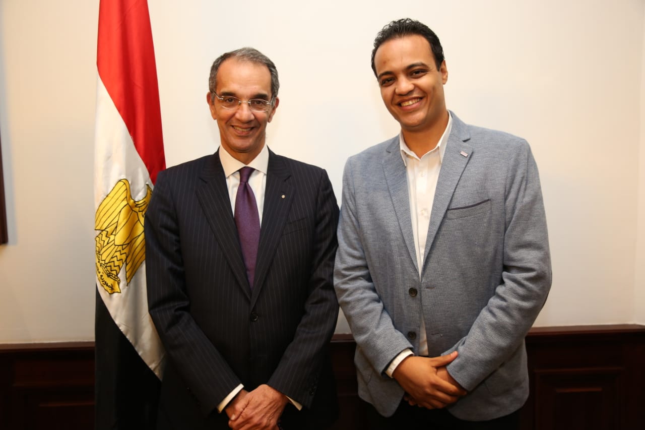 محرر دوت مصر مع الدكتور عمرو طلعت وزير الاتصالات وتكنولوجيا المعلومات