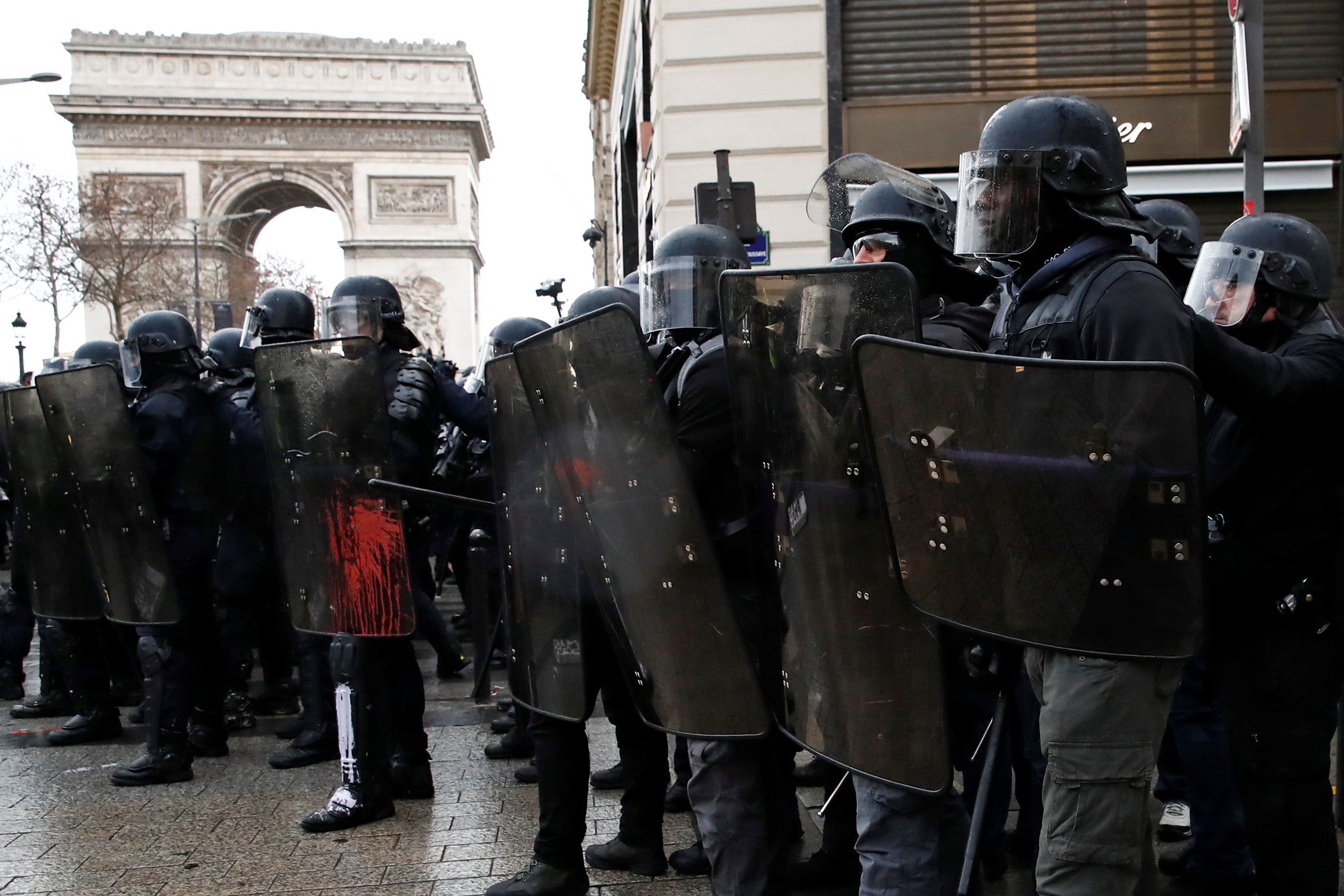 مظاهرات فرنسا (31)