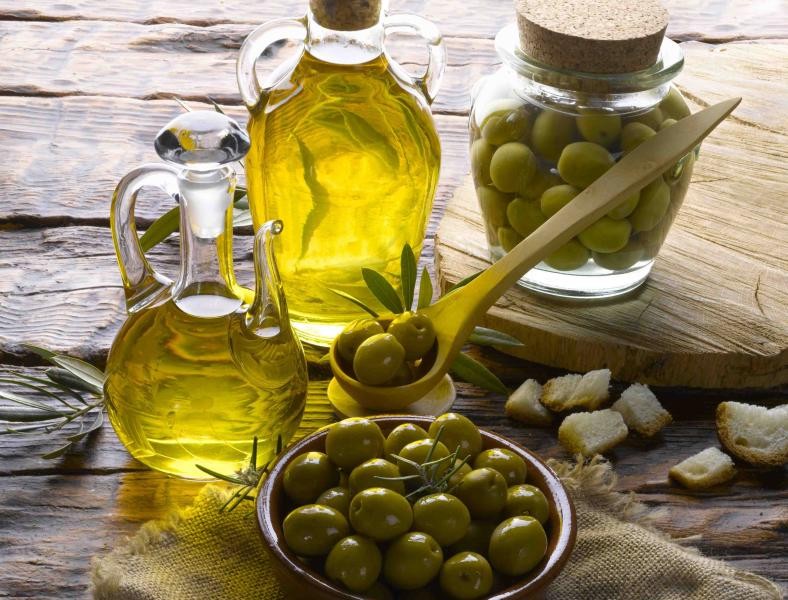 لم يتم الإسناد بعد-olive-oil1