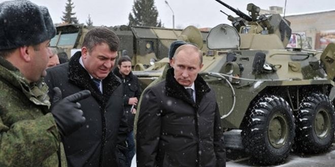بوتين وسط الجيش الروسي
