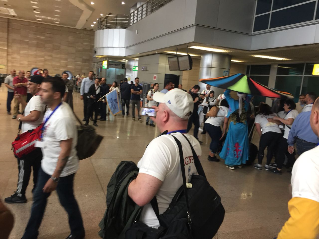 استقبال وفد الشرطة الأمريكية بمطار القاهرة