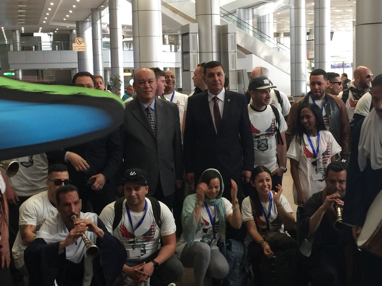 استقبال وفد الشرطة الأمريكية بمطار القاهرة