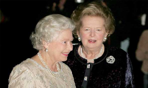 مارجريت تاتشر مع ملكة بريطانيا