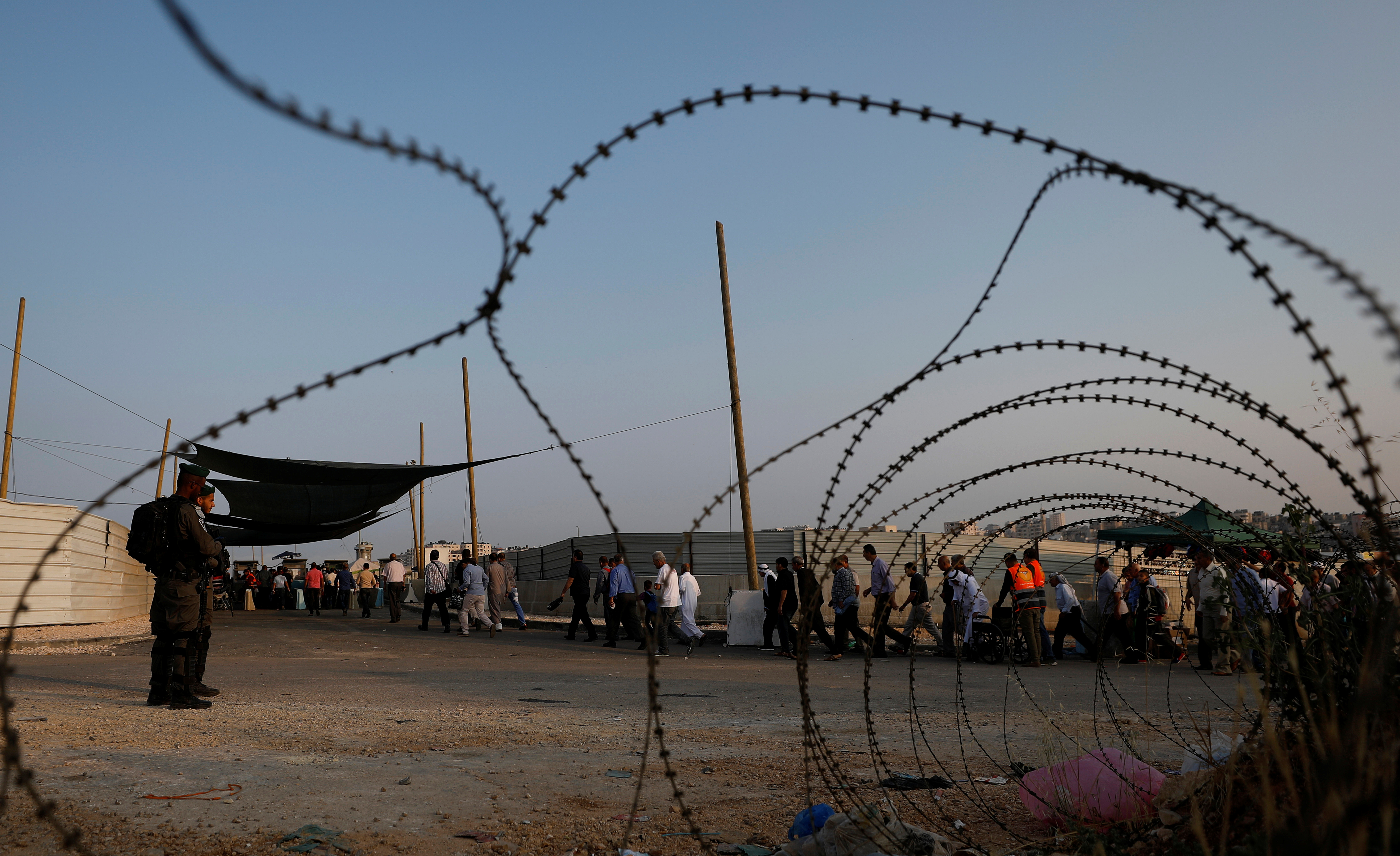 2018-06-01T074107Z_323346019_RC19B1E7F9C0_RTRMADP_3_RELIGION-RAMADAN-ISRAEL-PALESTINIANS