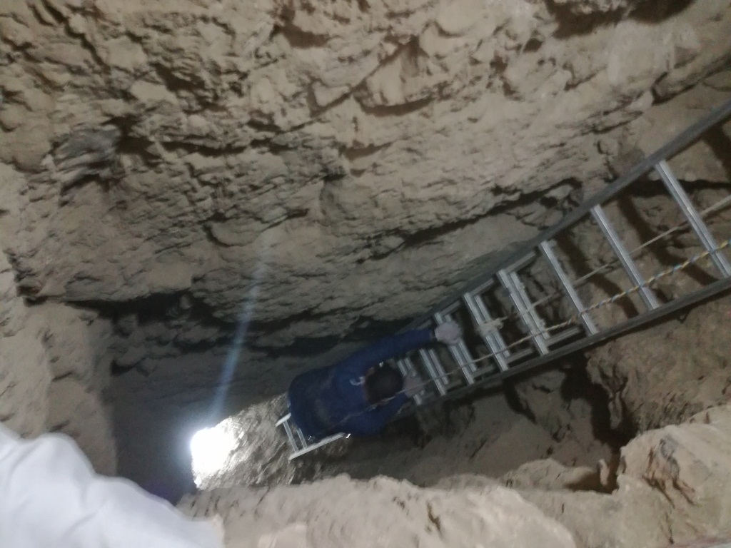 وزارة الآثار تنجح في كشف كنوز تاريخية بمقابر ذراع أبو النجا بجبل القرنة (19)