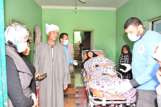 الرئيس السيسي يوجه بعلاج الطفلة شهد عصام بمركز طامية في الفيوم (2)