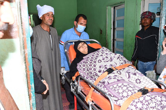 الرئيس السيسي يوجه بعلاج الطفلة شهد عصام بمركز طامية في الفيوم (1)
