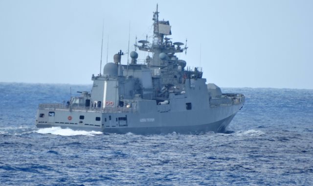 البحرية المصرية والفرنسية تنفذان تدريبا مشتركا بنطاق البحر الأحمر 