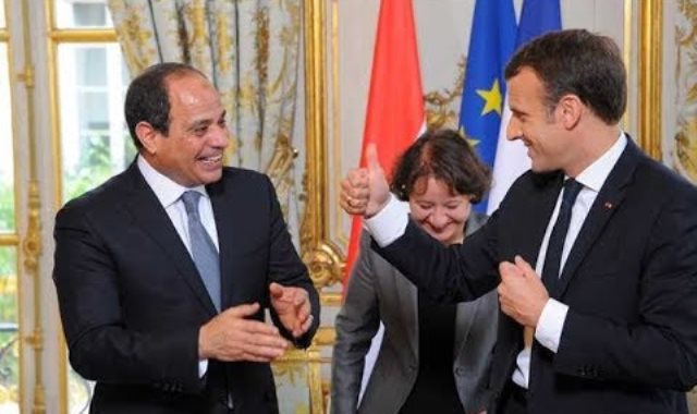 الريس السيسي مع الرئيس الفرنسي إيمانويل ماكرون