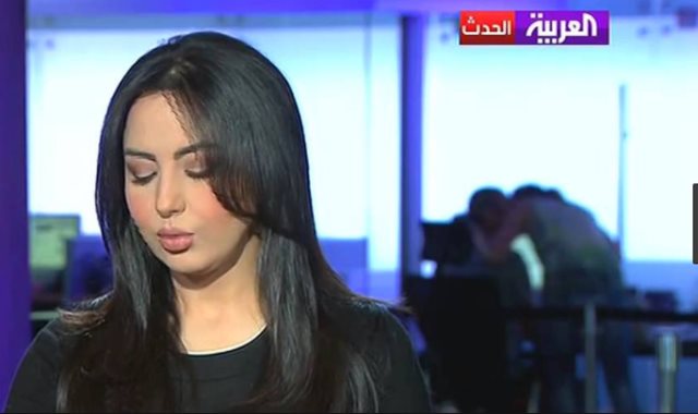 مذيعة قناة العربية