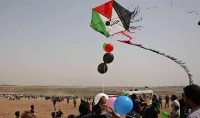 جمعة الطائرات الورقية بقطاع غزة 