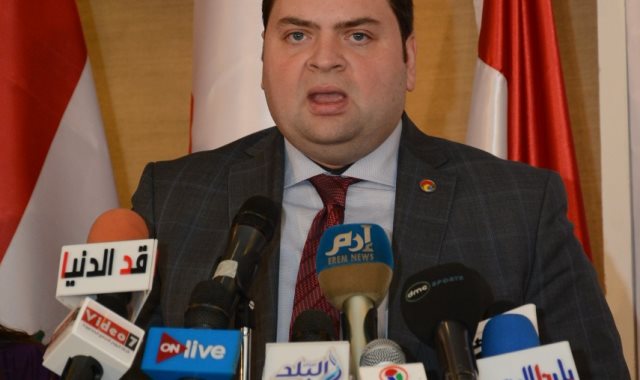 محمد أمين الحوت عضو الجمعية المصرية اللبنانية