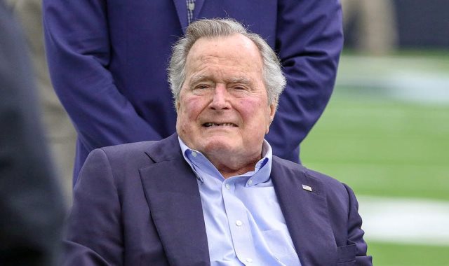 جورج بوش الأب