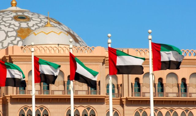 الإمارات على رأس قائمة الدول الأكثر جذباً للاستثمار عربياً