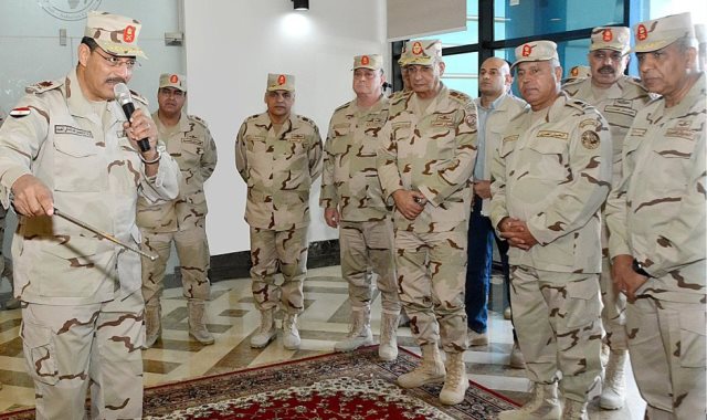  الفريق أول محمد زكى القائد العام للقوات المسلحة وزير الدفاع والإنتاج الحربى 