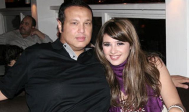 ياسمين عبدالعزيز وزوجها