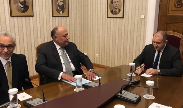  وزير الخارجية سامح شكرى مع رئيس جمهورية بلغاريا