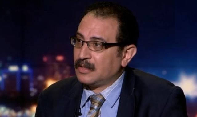 الدكتور طارق فهمي أستاذ العلوم السياسية بجامعة القاهرة