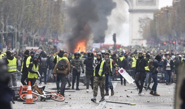 تظاهرات فرنسا 