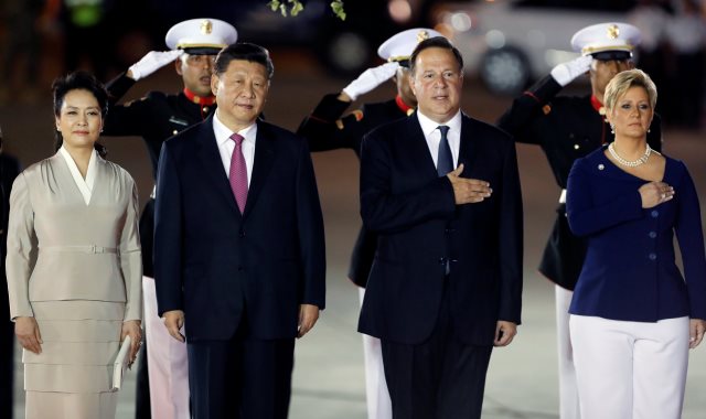 الرئيس الصينى يصل بنما