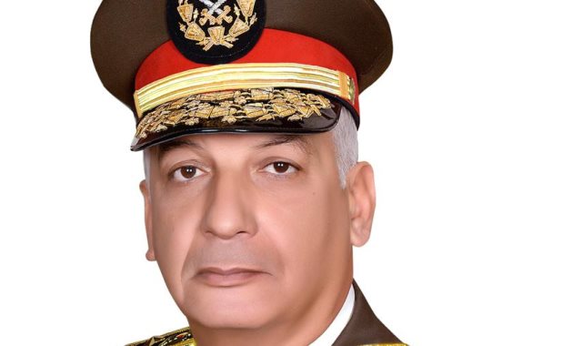 الفريق أول محمد زكي القائد العام للقوات المسلحة ووزير الدفاع والإنتاج الحربي 