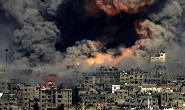 خبير إسرائيلي يضع سيناريو "الحرب الأخيرة" مع حزب الله