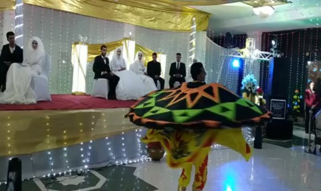 محافظ مطروح يشهد حفل زفاف جماعي لـ 32 عريس وعروسة