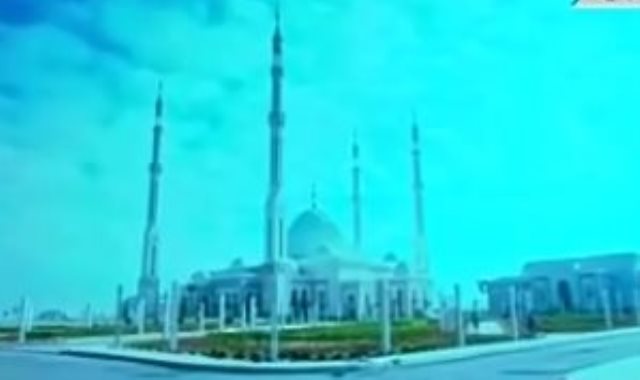 فيلم تسجيلى عن مراحل إنشاء مسجد الفتاح العليم وكاتدرائية ميلاد المسيح