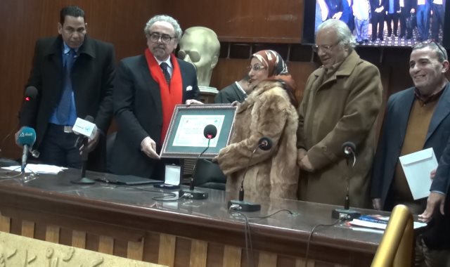 رئيس كتاب مصر يكرم الفائزين بجوائز الاتحاد