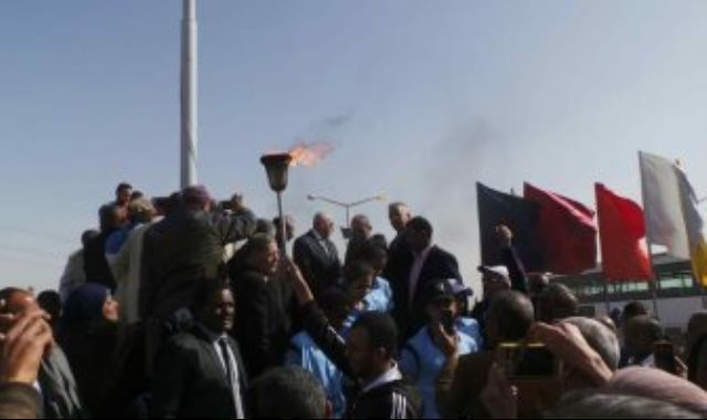 محافظ أسوان يوقد شعلة الاحتفال بالذكرى 48 لافتتاح السد العالي