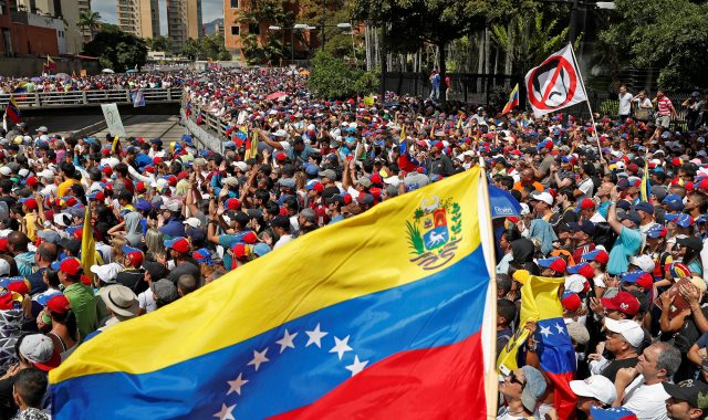 أمريكا تواصل دعمها للمعارضة في فنزويلا