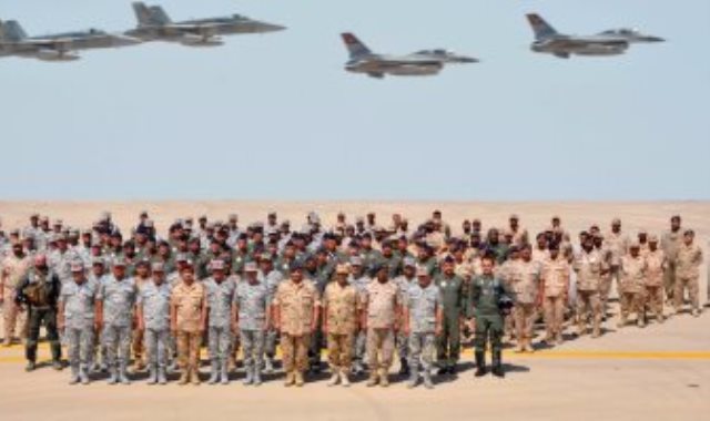 التدريب المشترك بين القوات المصلحة المصرية و الكويتية - ارشيفية