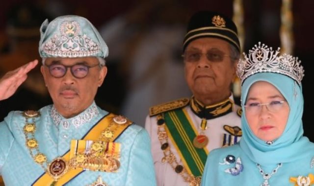  عبد الله أحمد - ملك ماليزيا
