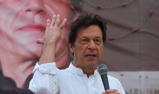  عمران خان رئيس الوزراء الباكستانى