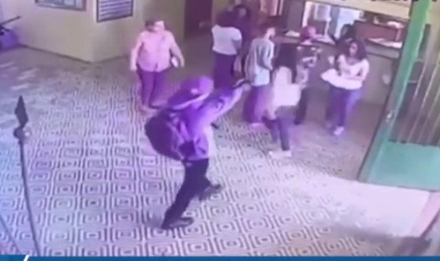 لحظة إطلاق النار على تلاميذ مدرسة ابتدائية فى البرازيل
