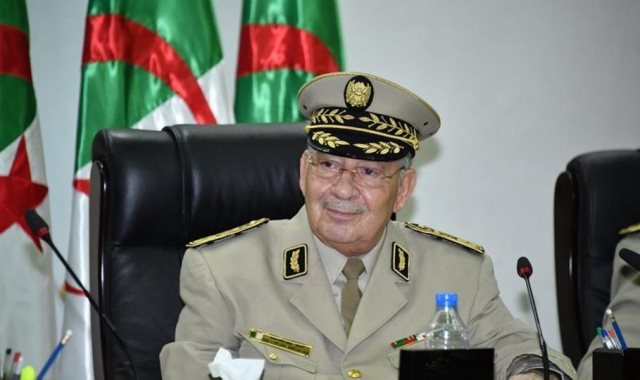 الفريق أحمد قايد صالح رئيس أركان الجيش الجزائرى