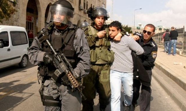 اعتقال شباب فلسطينى - ارشيفية