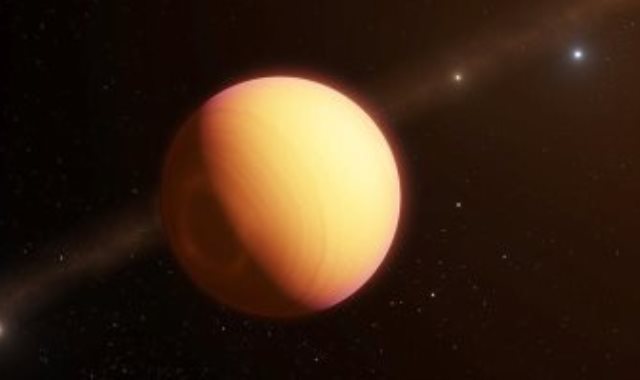 الكوكب HR8799e
