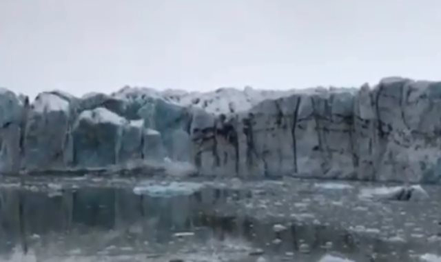 انهيار الجليد