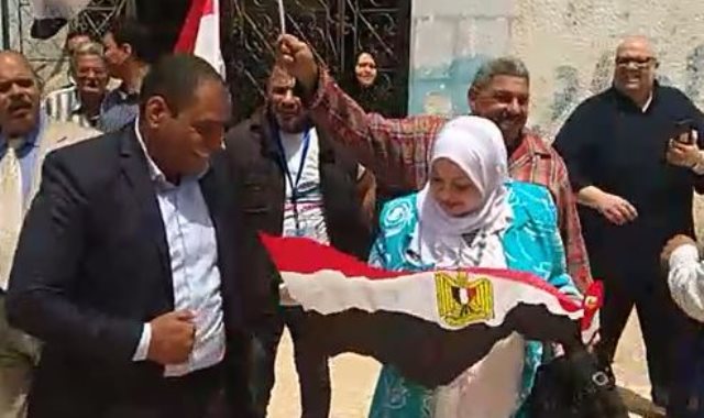 رئيس حى الوراق يتابع استفتاء تعديل الدستور المصري 2019