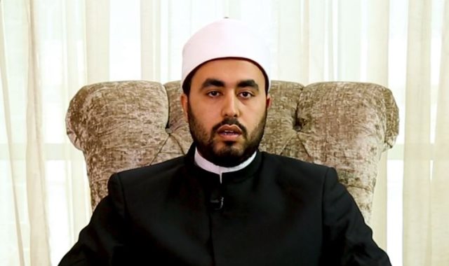  الشيخ عبد القادر الطويل