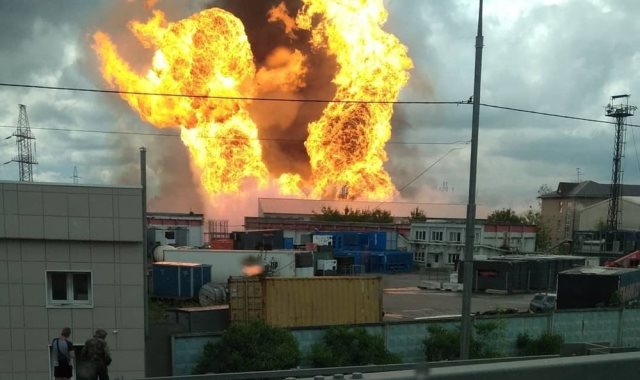 حريق ضخم فى محطة لتوليد الكهرباء بروسيا