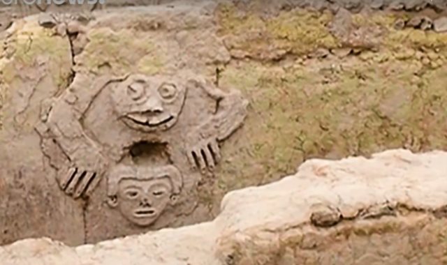 الجدارية المكتشفة في بيرو