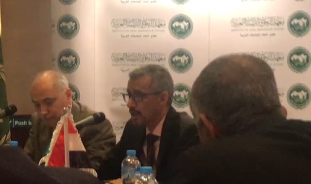 جانب من الملتقى جانب من الملتقى