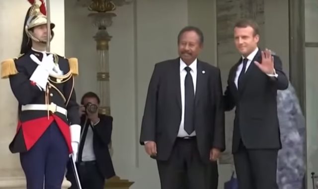 رئيس وزراء السودان في فرنسا