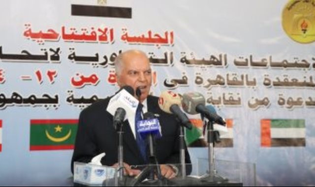 خلف الزناتي نقيب المعلمين المصريين ورئيس اتحاد المعلمين العرب