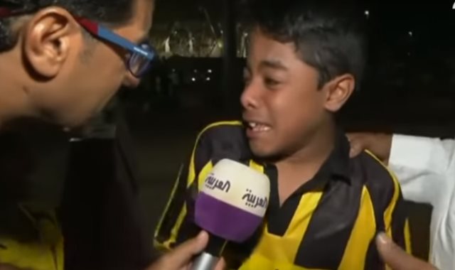دموع طفل سعودي تهز مشاعر الاتحاد بعد خسارته أمام الأهلي فيديو