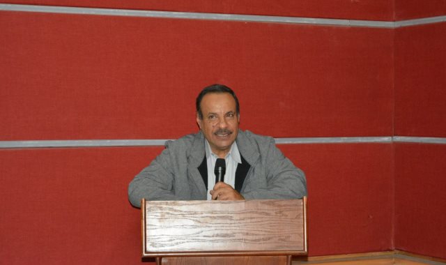 الدكتور هانى حرب عميد كليه تكنولوجيا المعلومات بجامعة مصر