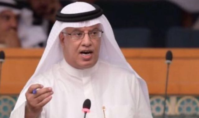 مبارك الحريص وزير الدولة لشئون الخدمات ومجلس الأمة الكويتى