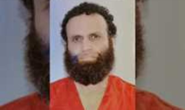 الإرهابي هشام عشماوى ببدلة الإعدام